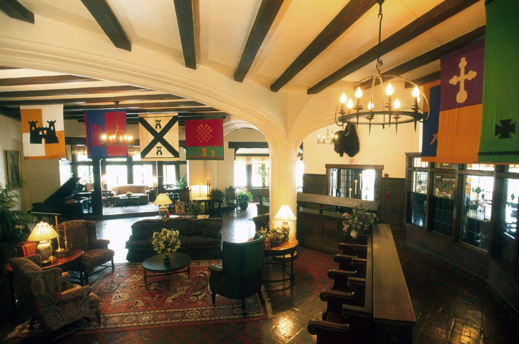 Best Western Premier Mariemont Inn Cincinnati Interior photo